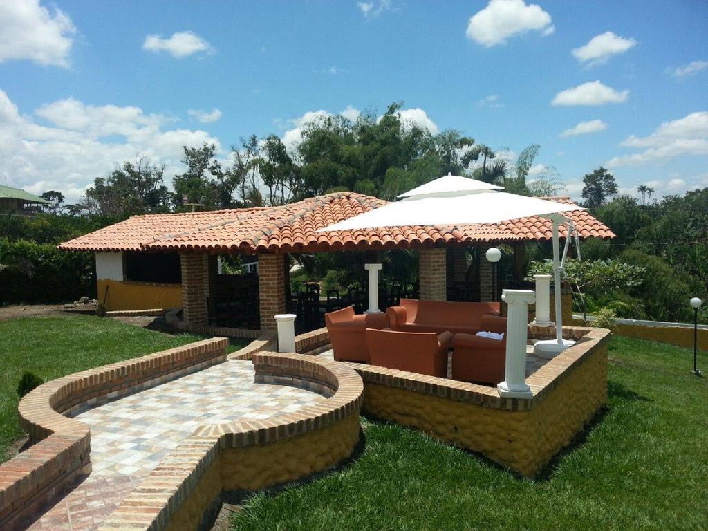 Finca Hotel La Quinta De Torrione Quimbaya Exterior foto